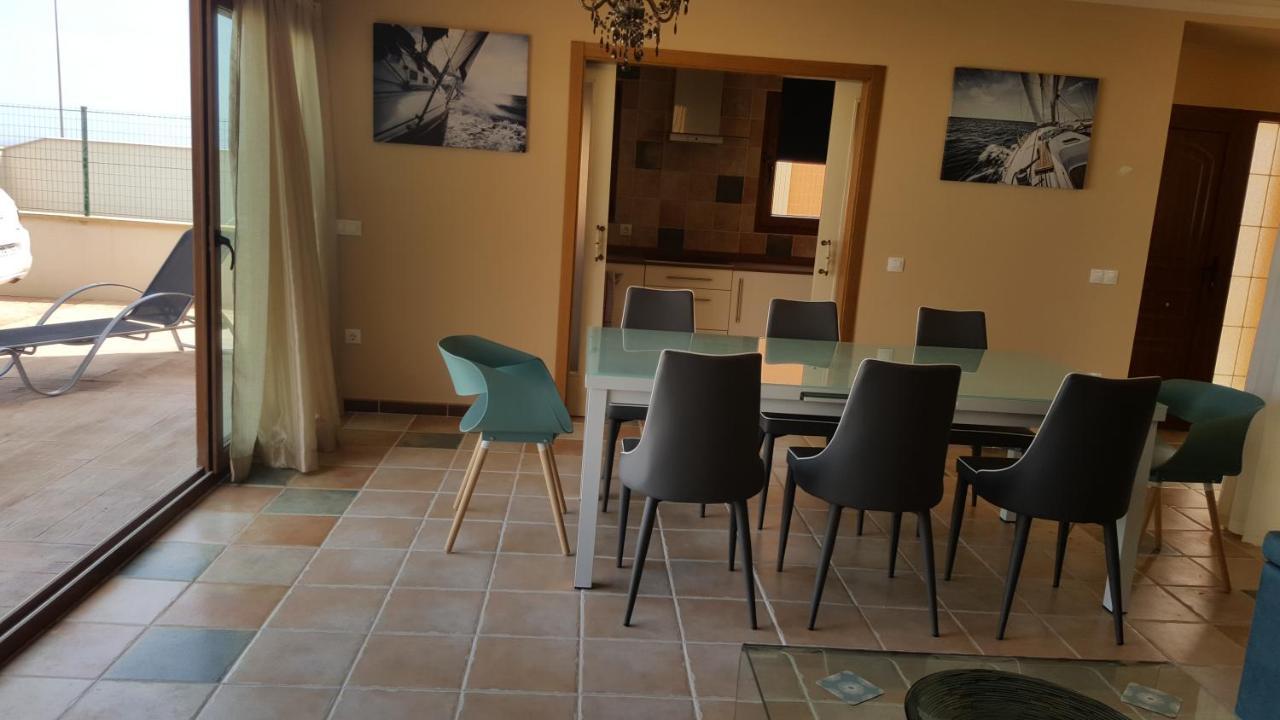 Beautiful, Spacious Villa, Heated Pool, Sleeps Eight, With Quality Furnishings Caleta De Fuste Luaran gambar